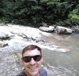 Олег Неволин